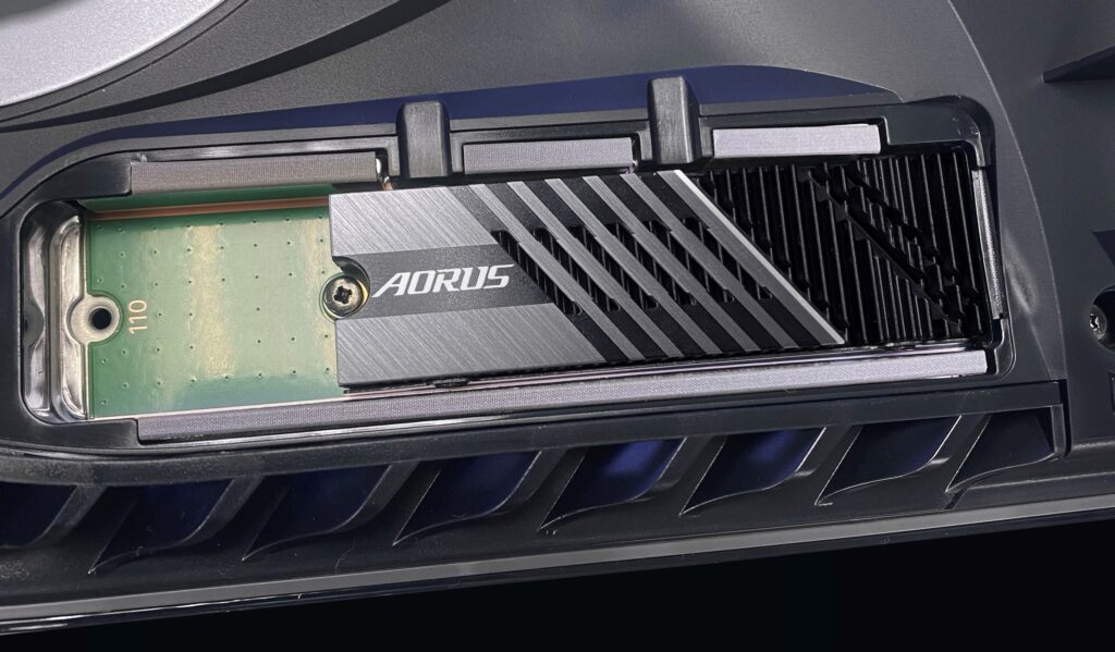 AORUS Gen4 7000s SSD Unlocks PS5 Extensions